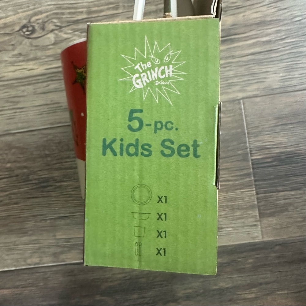 The Grinch kids tableware set NWT bamboo plate bowl cup fork spoon Christmas - Picture 4 of 5